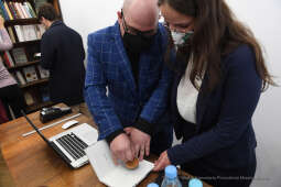 1717jpg.jpg-Otwarcie antykwariatu Suszek Books przy ul. św. Tomasza 26