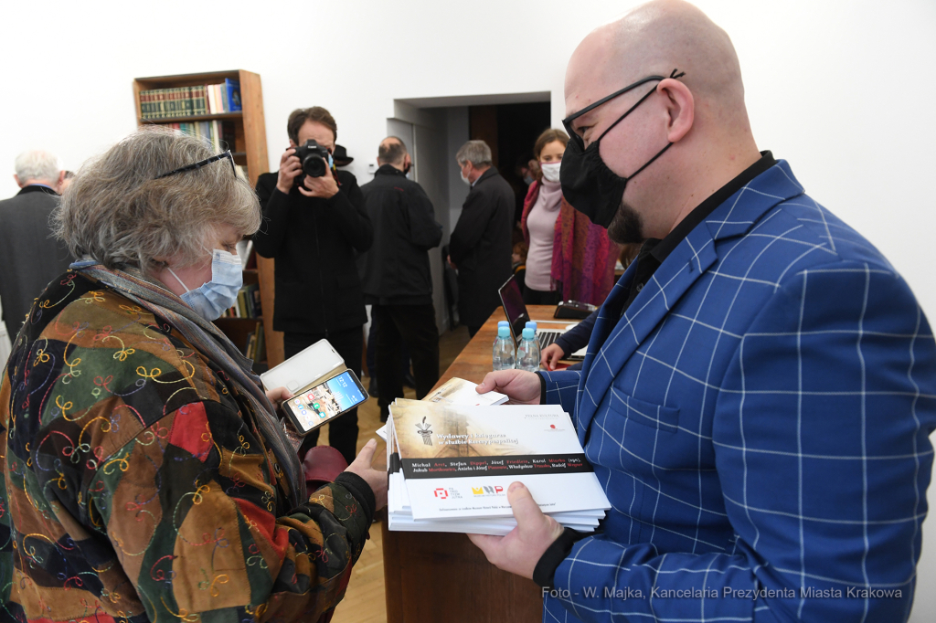 1919jpg.jpg-Otwarcie antykwariatu Suszek Books przy ul. św. Tomasza 26  Autor: W. Majka