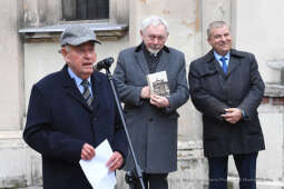 088jpg.jpg-skwer przy Synagodze Tempel