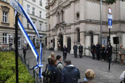 1010jpg.jpg-skwer przy Synagodze Tempel