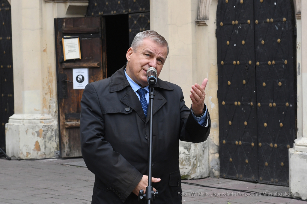 1111jpg.jpg-skwer przy Synagodze Tempel  Autor: W. Majka