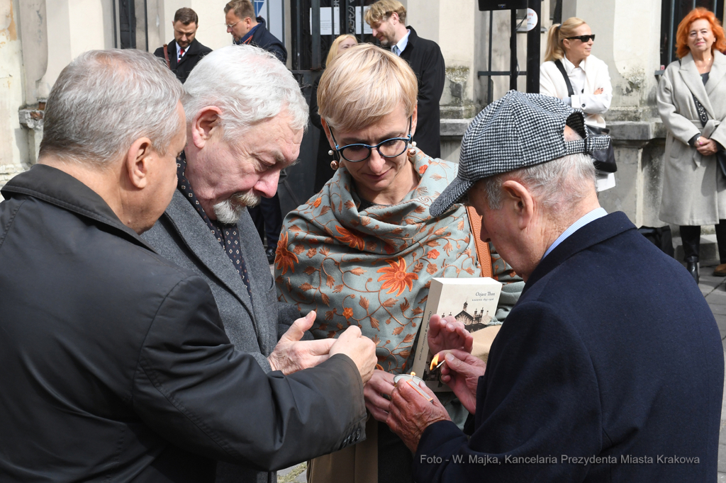 1414jpg.jpg-skwer przy Synagodze Tempel  Autor: W. Majka