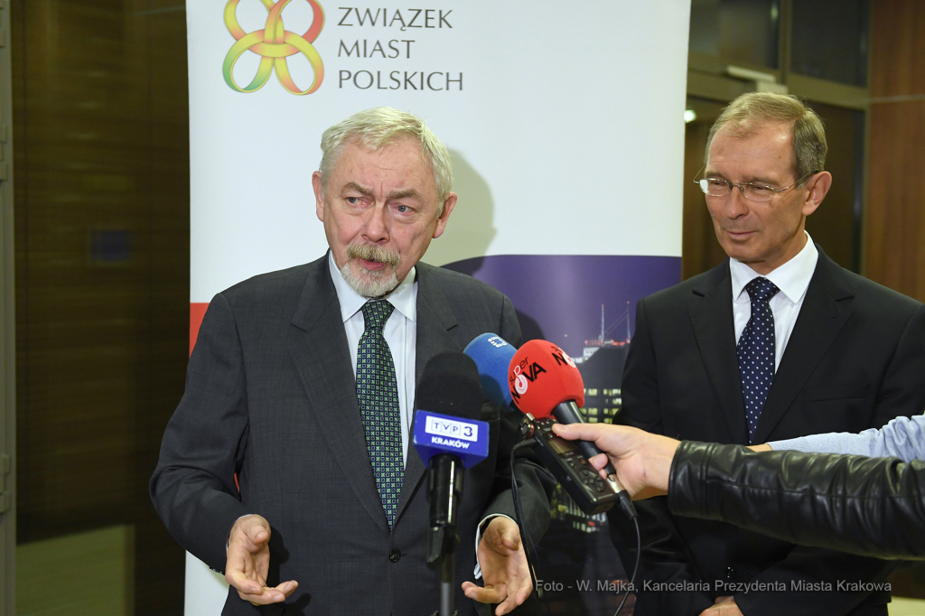 011jpg.jpg-Zarząd Związku Miast Polskich  Autor: W. Majka