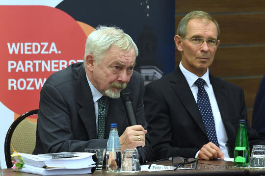 077jpg.jpg-Zarząd Związku Miast Polskich