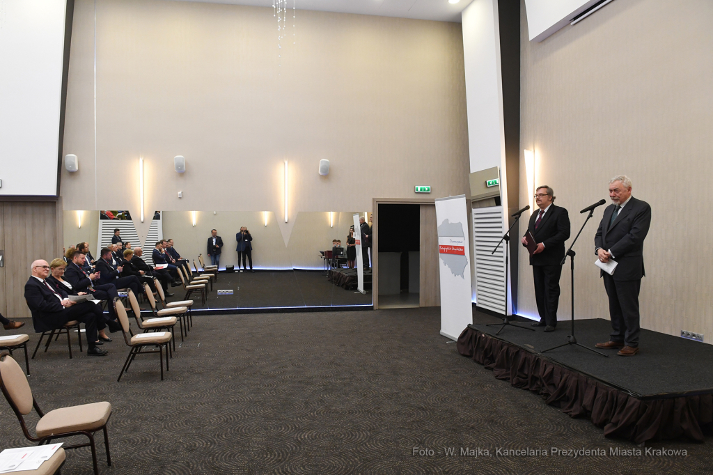 022jpg.jpg-Wręczenie Nagrody Samorządowej im. Norberta Barlickiego  Autor: W. Majka