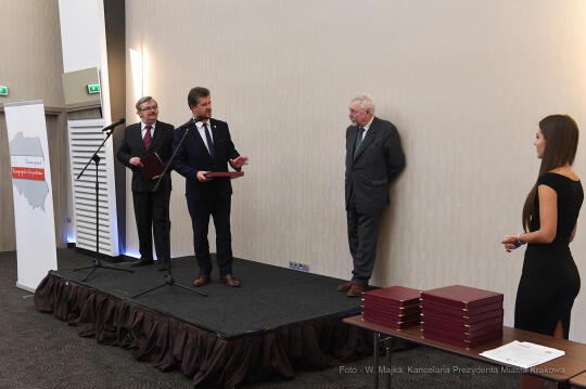 099jpg.jpg-Wręczenie Nagrody Samorządowej im. Norberta Barlickiego