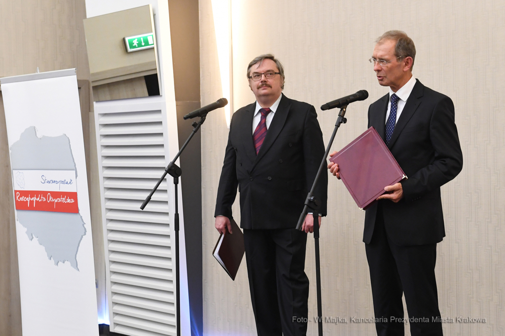 1717jpg.jpg-Wręczenie Nagrody Samorządowej im. Norberta Barlickiego  Autor: W. Majka