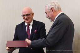 2323jpg.jpg-Wręczenie Nagrody Samorządowej im. Norberta Barlickiego