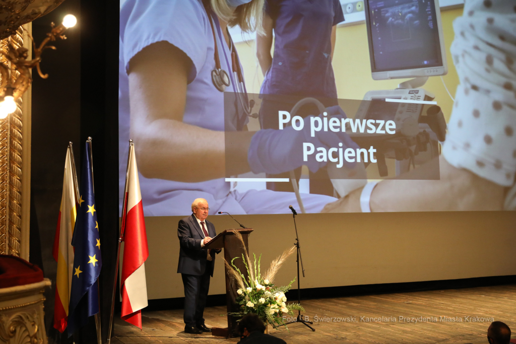 bs-września 25, 2021-033a3631.jpg-Szpital Dietla, Jubileusz,Majchrowski  Autor: B. Świerzowski