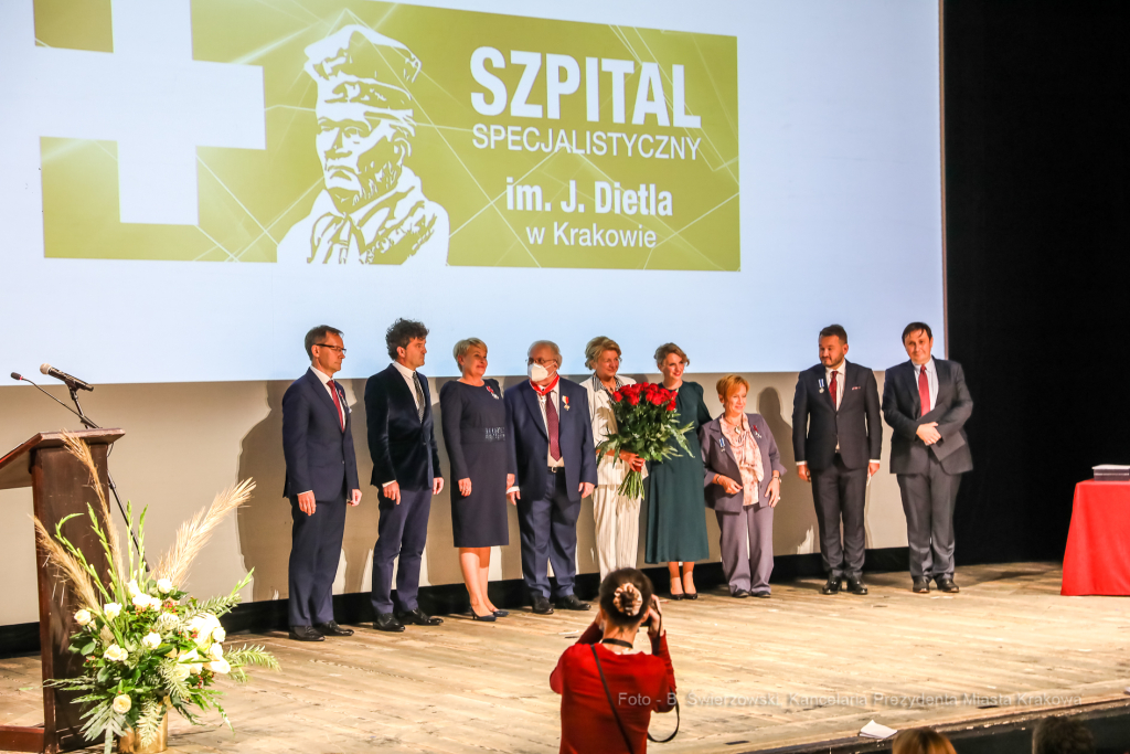 bs-września 25, 2021-033a4021.jpg-Szpital Dietla, Jubileusz,Majchrowski  Autor: B. Świerzowski