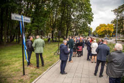 bs-września 25, 2021-jg1_210925_202a4779.jpg-Skwer, Majchrowski, Nowa Huta