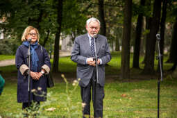 bs-września 25, 2021-jg1_210925_202a4819.jpg-Skwer, Majchrowski, Nowa Huta