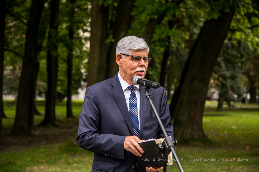 bs-września 25, 2021-jg1_210925_202a4871.jpg-Skwer, Majchrowski, Nowa Huta  Autor: B. Świerzowski