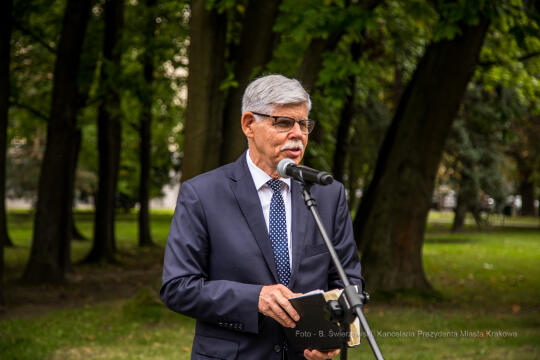 bs-września 25, 2021-jg1_210925_202a4871.jpg-Skwer, Majchrowski, Nowa Huta