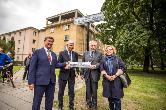 bs-września 25, 2021-jg1_210925_202a5004.jpg-Skwer, Majchrowski, Nowa Huta