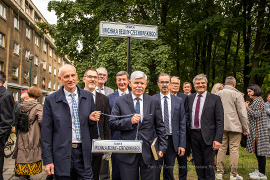 bs-września 25, 2021-jg1_210925_202a5081.jpg-Skwer, Majchrowski, Nowa Huta