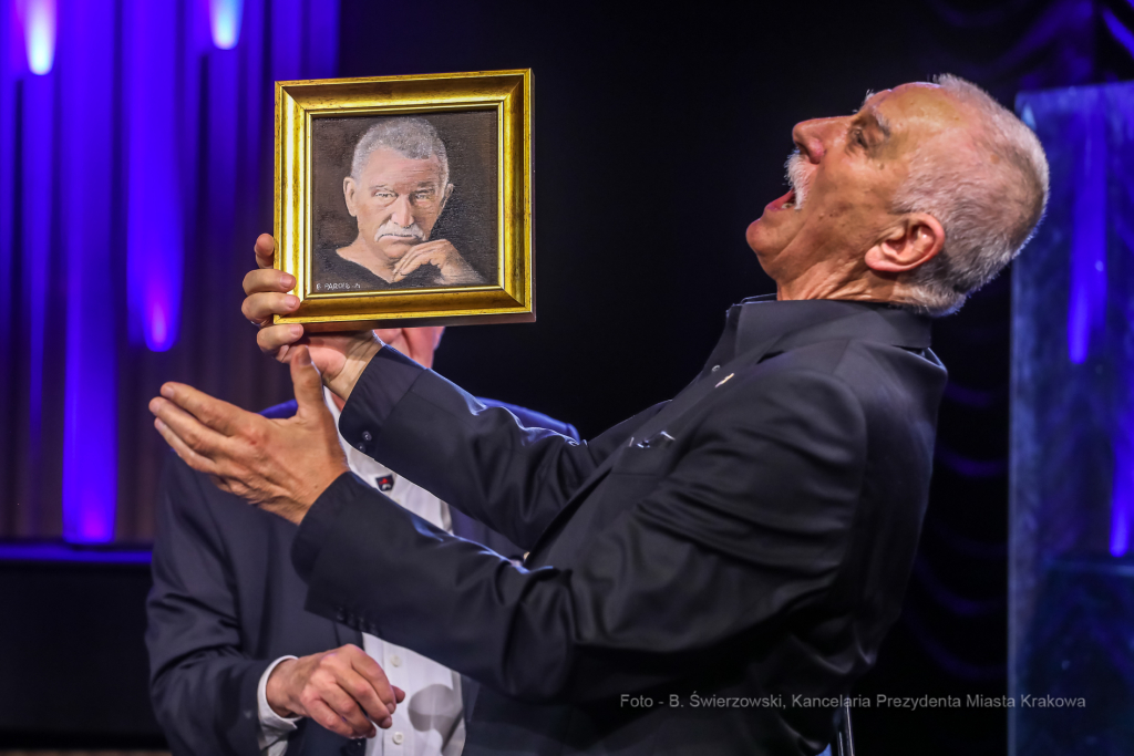 bs-września 26, 2021-033a4540.jpg-Teatr STU, Jubileusz, Majchrowski  Autor: B. Świerzowski