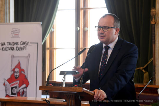 2323jpg.jpg-Medal dla Adama Bodnara