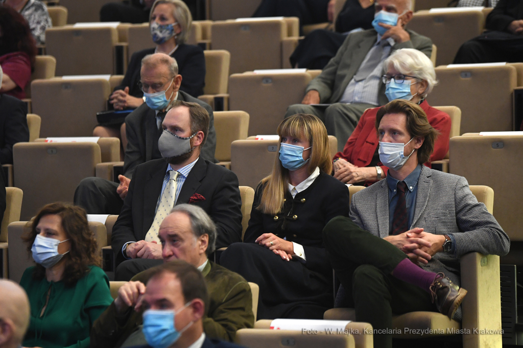 4141jpg.jpg-Brązowe Cracoviae Merenti  Autor: W. Majka