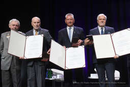 4545jpg.jpg-Brązowe Cracoviae Merenti