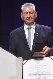 4747jpg.jpg-Brązowe Cracoviae Merenti