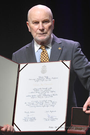 4949jpg.jpg-Brązowe Cracoviae Merenti