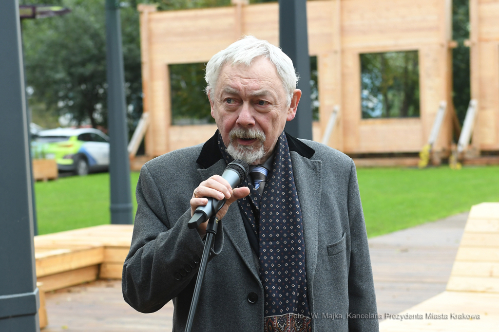 1111jpg.jpg-Ogród MuFo Strzelnica  Autor: W. Majka