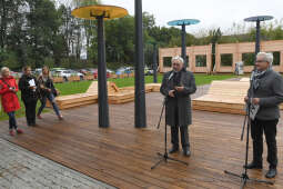 1212jpg.jpg-Ogród MuFo Strzelnica