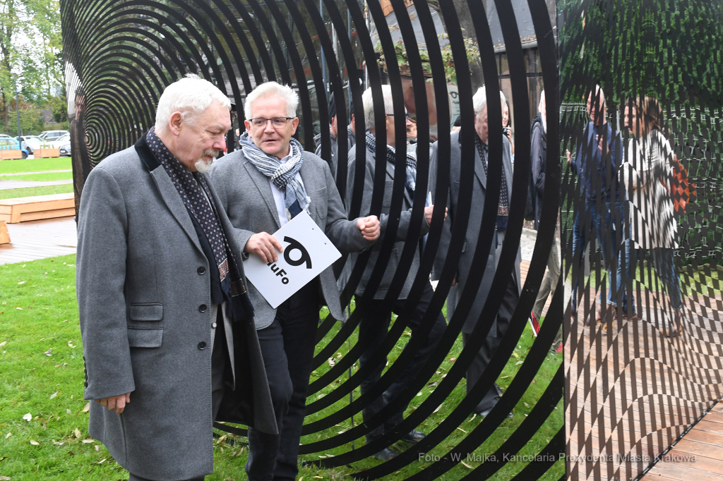 2424jpg.jpg-Ogród MuFo Strzelnica  Autor: W. Majka