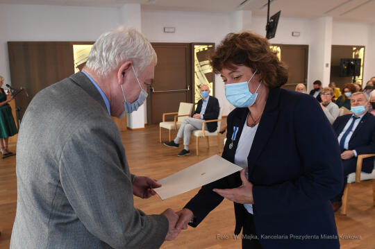 1919jpg.jpg-5-llecie Centrów Aktywności Seniora