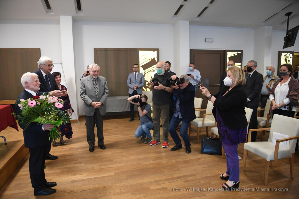 1616jpg.jpg-Wręczenie nagrody im. Klemensa Bąskowskiego  Autor: W. Majka