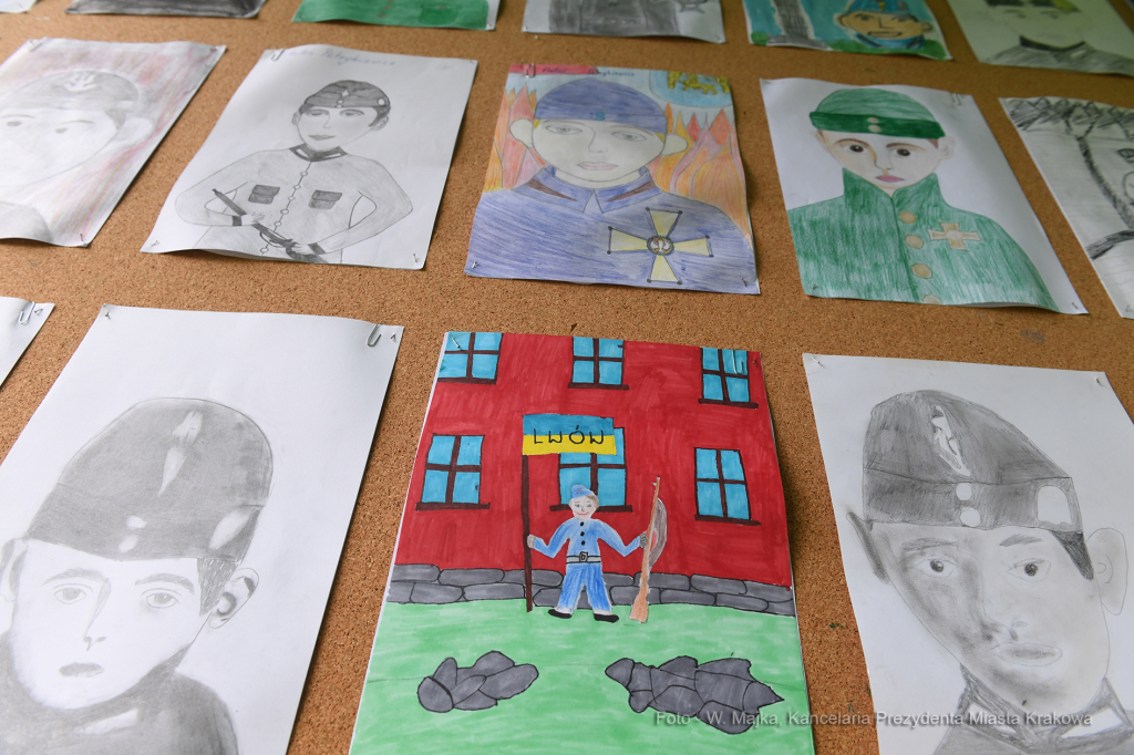 055jpg.jpg-skwer Antosia Petrykiewicza  Autor: W. Majka