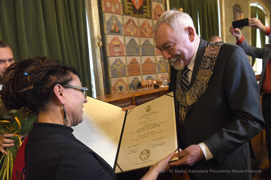 088jpg.jpg-Tokarczuk