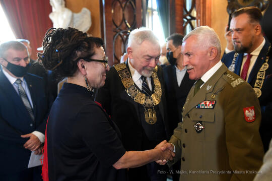 3030jpg.jpg-Tokarczuk