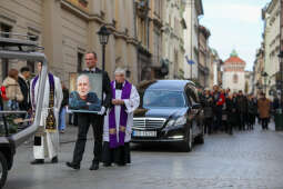 bs_211010_0157.jpg-Pogrzeb Zagajewski, Majchrowski, Panteon Narodowy