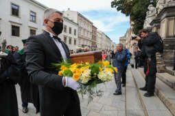 bs_211010_0285.jpg-Pogrzeb Zagajewski, Majchrowski, Panteon Narodowy