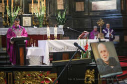 bs_211010_7836.jpg-Pogrzeb Zagajewski, Majchrowski, Panteon Narodowy