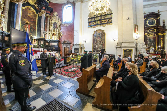 bs_211010_7952.jpg-Pogrzeb Zagajewski, Majchrowski, Panteon Narodowy