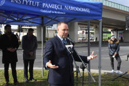 088jpg.jpg-rondo Janusza kurtyki