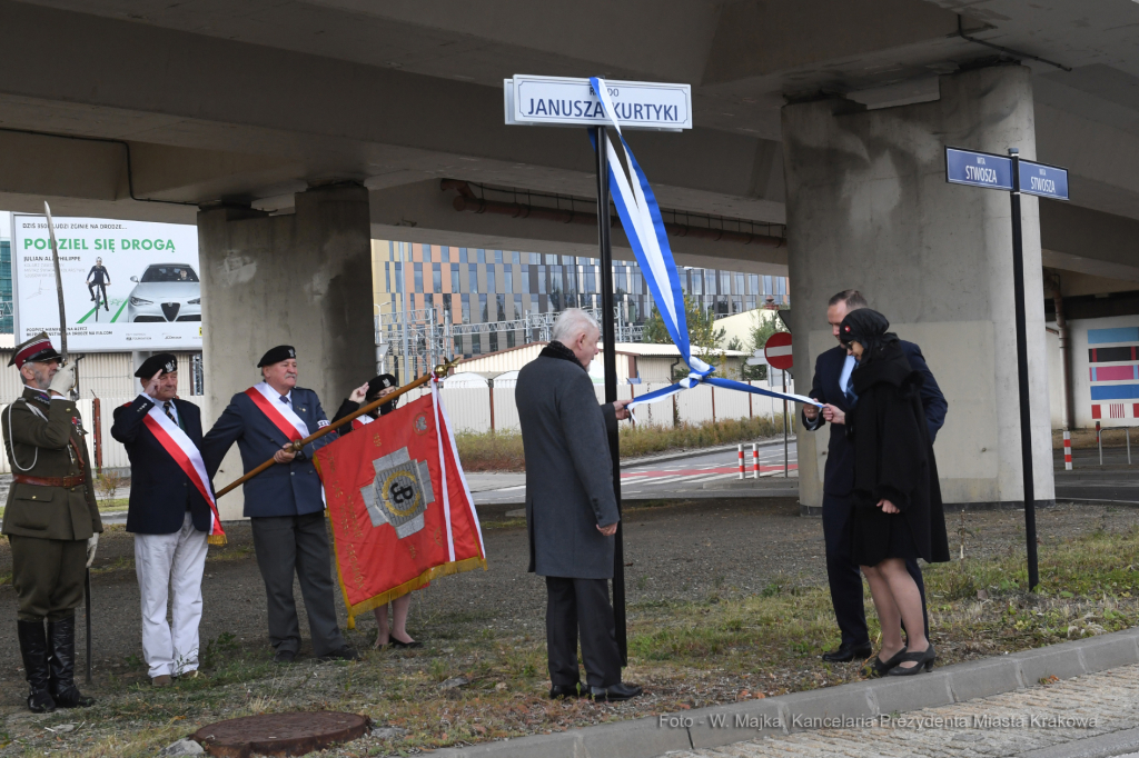 2222jpg.jpg-rondo Janusza kurtyki  Autor: W. Majka