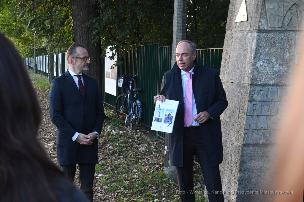 077jpg.jpg-wystawa polsko-luksemburska  Autor: W. Majka