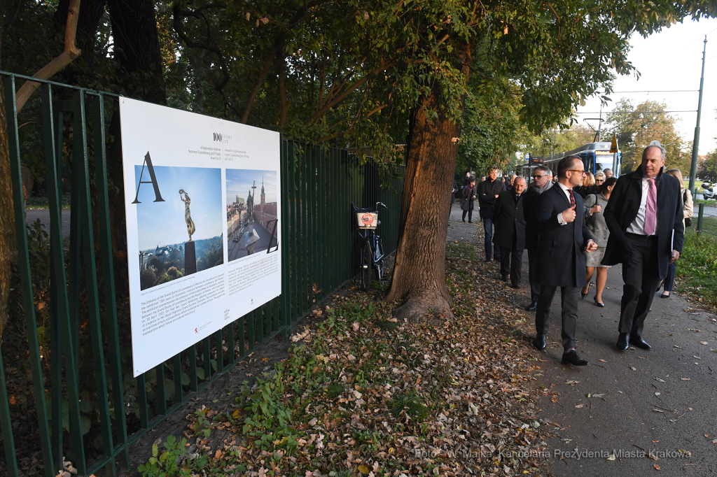 1111jpg.jpg-wystawa polsko-luksemburska  Autor: W. Majka