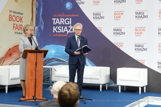bs_211014_8315.jpg-Targi Książki, Majchrowski, Otwarcie