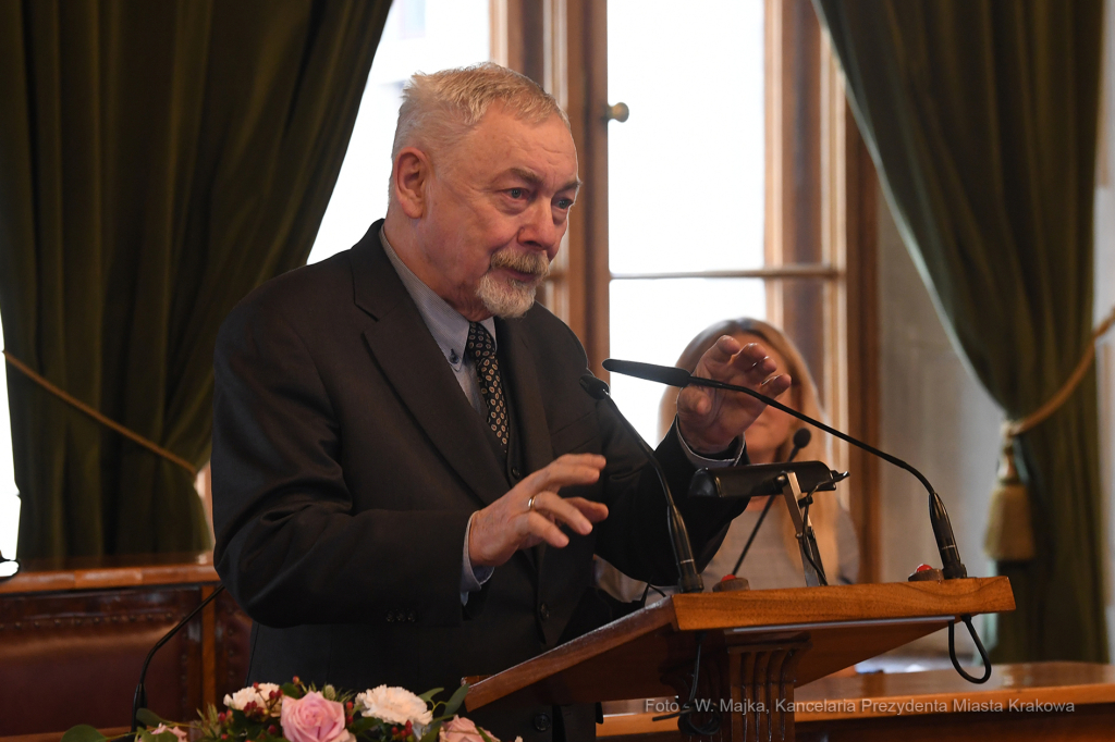 011jpg.jpg-Nagrody dla nauczycieli - tura I  Autor: W. Majka