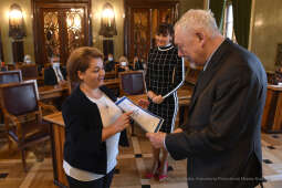 066jpg.jpg-Nagrody dla nauczycieli - tura I