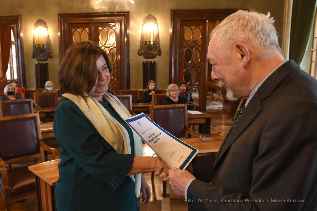 1818jpg.jpg-Nagrody dla nauczycieli - tura I  Autor: W. Majka