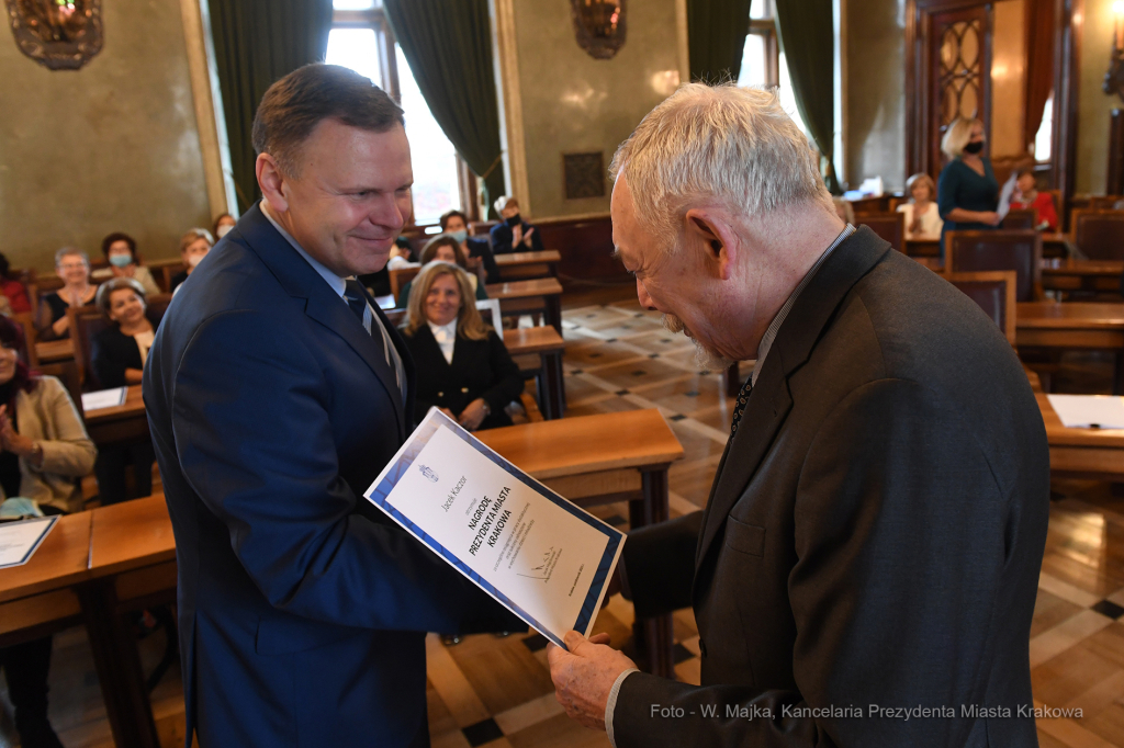 2222jpg.jpg-Nagrody dla nauczycieli - tura I  Autor: W. Majka