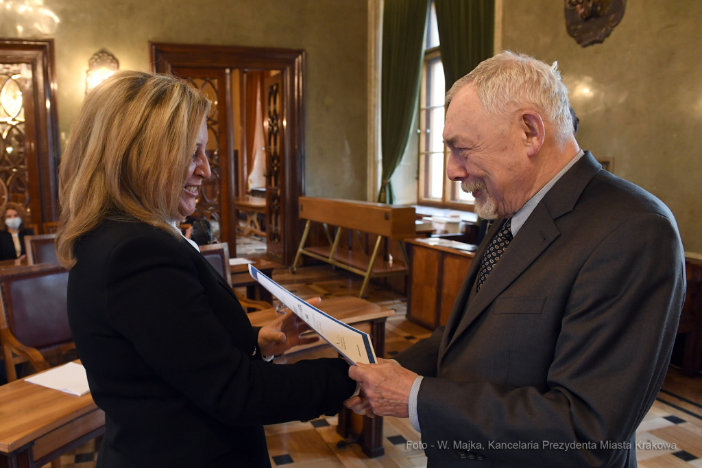 2525jpg.jpg-Nagrody dla nauczycieli - tura I  Autor: W. Majka