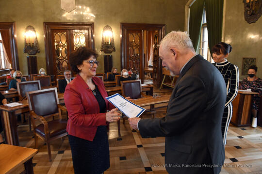 2727jpg.jpg-Nagrody dla nauczycieli - tura I