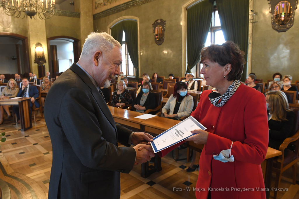 3535jpg.jpg-Nagrody dla nauczycieli - tura I  Autor: W. Majka